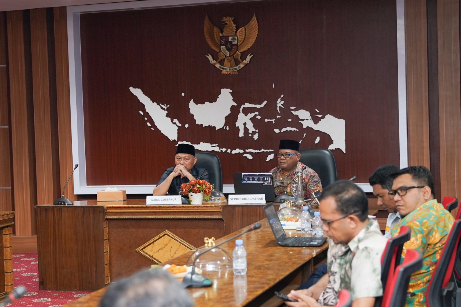 Wagub Ajak Jaga Stabilitas Harga, Perintahkan Pangan Murah dan Tiket Bersubsidi Jelang Nataru