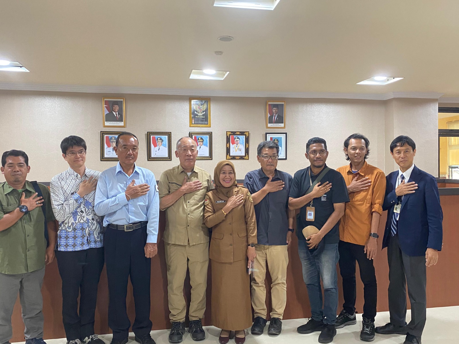 Gambar Kedua