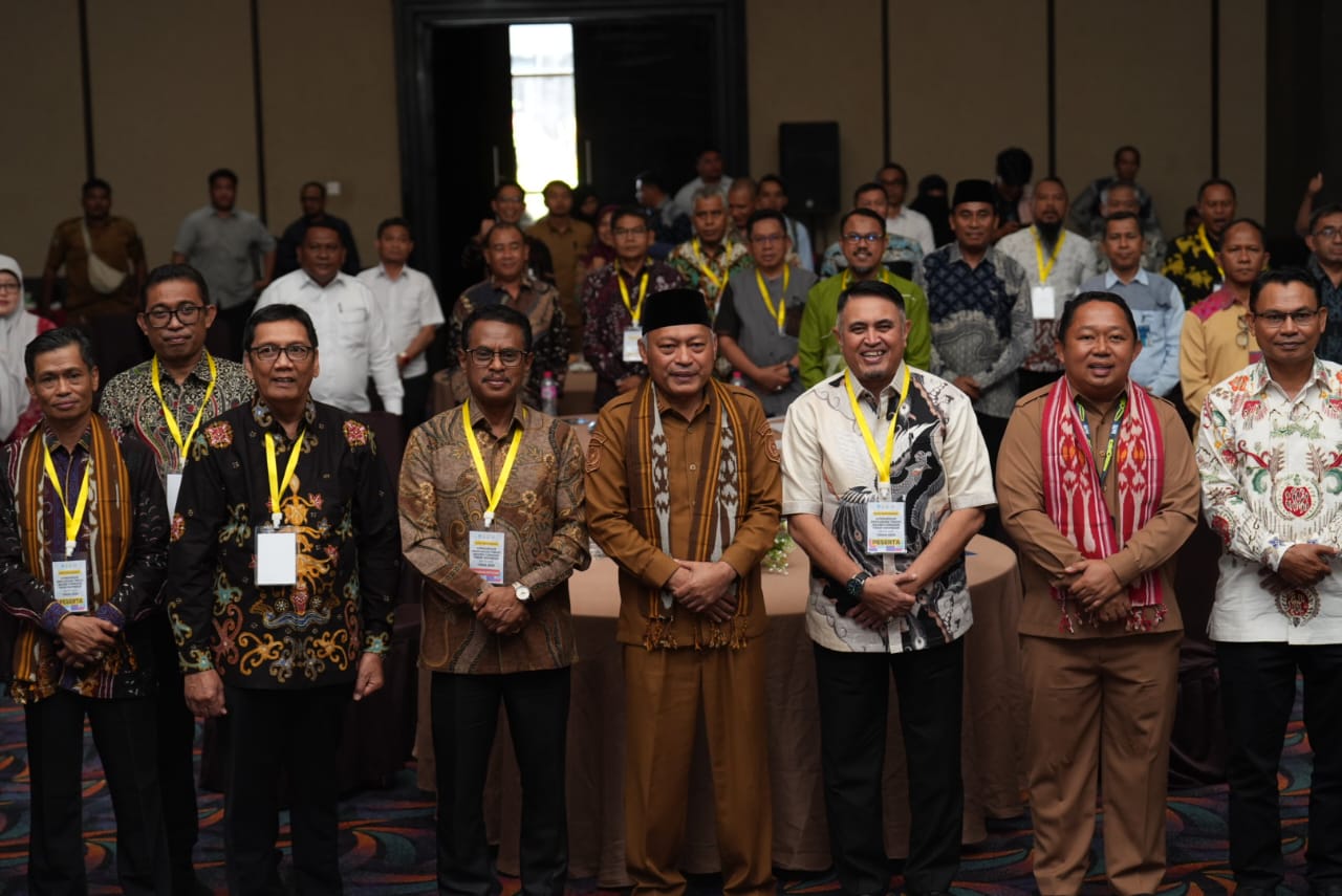 Gambar Kedua