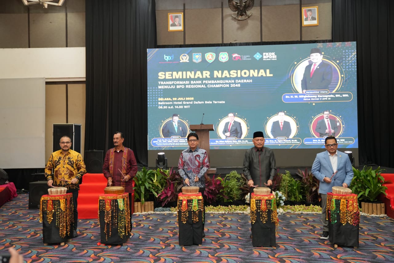 Hadir di Seminar Nasional, Wagub Harap Bank BPD Maluku-Malut Harus Menjangkau Masyarakat Sampai ke Pelosok